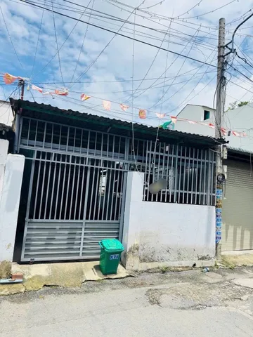 Bán đất tặng nhà cấp 4 Phú Hòa cũ (Phú Lợi-TP.HCM) nhựa oto thông Hẻm 167 và hẻm 189 Nguyễn Thị Minh Khai,gần trường Tiểu Học Phú Hoà 3,trường THCS Phú Hoà 2...