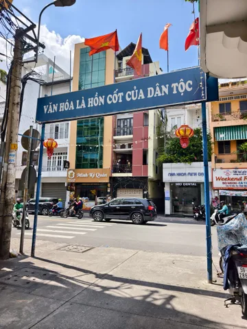 Bán nhà 53m2 - 1 đời chủ - HXh 7m thông Võ Văn Tần - Nguyễn Thị Minh Khai - thương lượng giá tốt