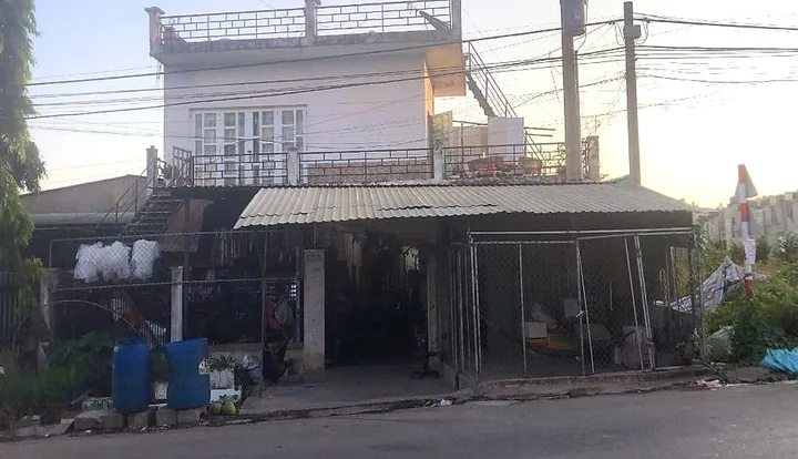 NGUYỄN THỊ TƯƠI P.DĨ AN - DÃY TRỌ 40 PHÒNG 762M2, THU 40TR/THÁNG - 23 TỶ