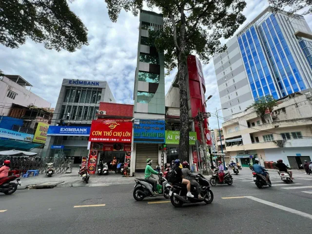 Bán Nhà mặt tiền 74 Trần Quang Khải, Quận 1, 7 tầng thang máy, 33 tỷ