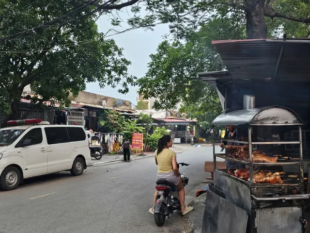 Bán đất lô góc nhìn chợ bồ sơn mặt đường hồ đắc di. Kinh doanh tốt. Diện tích 92m mặt tiền 10m hướng đông bắc & tây bắc. Phường võ cường thành phố bắc ninh
