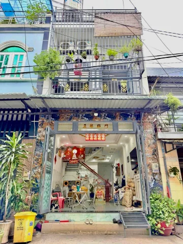 🌺 SO HOT ^^ VỊ TRÍ ĐẸP -  KIÊN CỐ MỚI CỨNG - NGAY CHỢ - BÌNH TRỊ ĐÔNG - GIÁP QUẬN 6 - SỔ ĐẸP HOÀN CÔNG

- Diện Tích: ( 106m2 ) - 2TẦNG MUA XÁCH VALY Ở NGAY KHU DÂN CƯ DÂN TRÍ