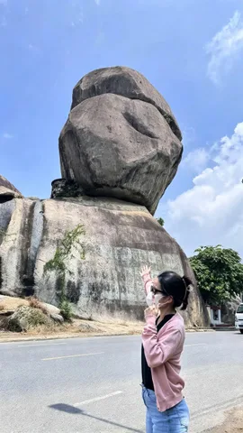 Bán Đất 29677m2 có sẵn 300 m2 thổ cư giá 21 tỷ tại Xã Phú Ngọc Huyện Định Quán Đồng Nai