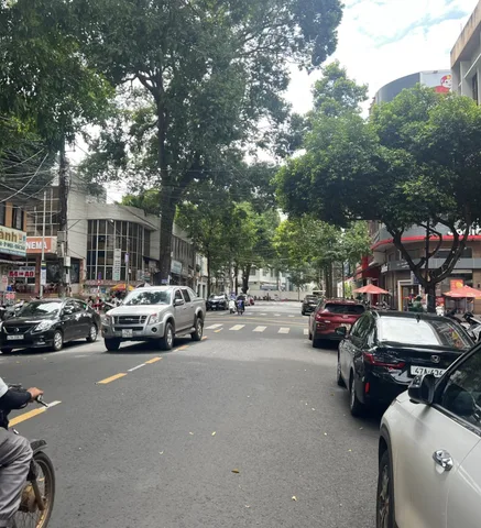 🏢 BÁN CĂN HỘ CHUNG CƯ BÀU CÁT – 75M² CHỈ 3,95 TỶ
📍 Ngay khu Bàu Cát, Tân Bình – tiện ích đầy đủ, dân cư an ninh.