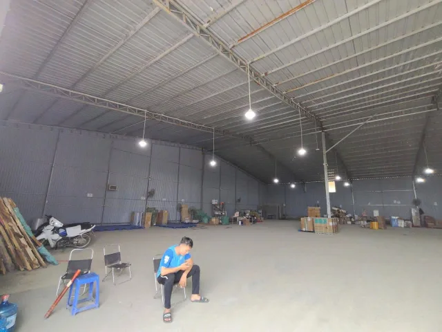 Cho thuê 1400m kho xưởng sản xuất Thụy Phương Bắc Từ Liêm cont vào tận nơi