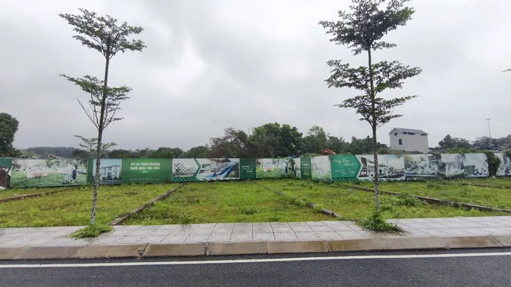 Bán Đất 100m2 có sẵn 100 m2 thổ cư giá 1.5 tỷ tại KĐT Hoà Lạc Thị trấn Quốc Oai Huyện Quốc Oai Hà Nội