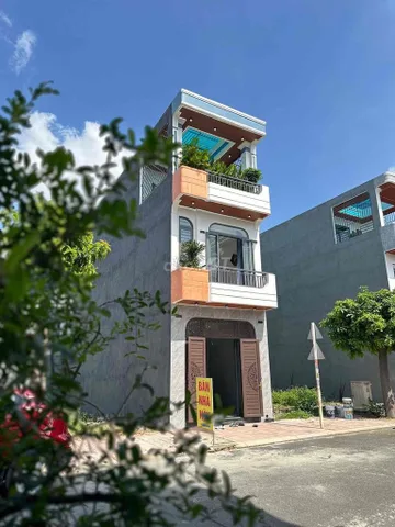 Bán Nhà riêng 69m2 có sẵn 69 m2 thổ cư giá 2.3 tỷ tại Đường Lý Tự Trọng Phường Bình Chuẩn Thị xã Thuận An Bình Dương
