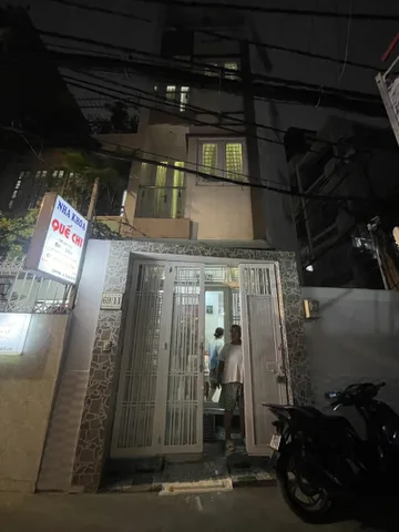 Bán nhà 2 mặt tiền Nguyễn Đình Chính, P.15, Phú Nhuận, 5.2x17m, 4 tầng, chỉ 9 tỷ