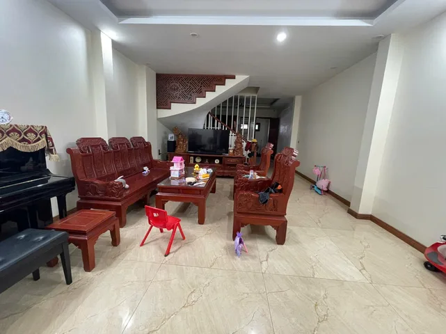 Cho thuê Nhà LK  90m2 giá 28 triệu tại Hoàng Văn Thái , Quận Thanh Xuân Hà Nội