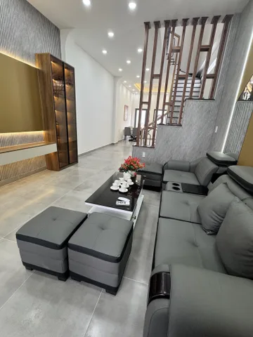 NHÀ MỚI XÂY NGAY CHỢ HIỆP BÌNH - HẺM XE HƠI, 3 TẦNG, DÒNG TIỀN 16TR/THÁNG CHỈ 5.5 TỶ