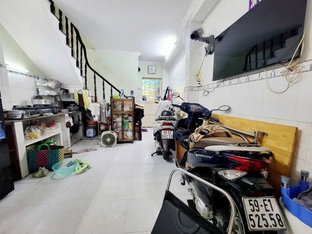 Bán nhà 2 mặt tiền Phan Đình Phùng, P.1, Phú Nhuận, 49m2, 2 tầng, chỉ 17.7 tỷ