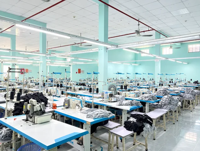 Cho thuê Kho, nhà xưởng 956m2 cos pccc và điện 3 pha giá 25 triệu Bến Tre
