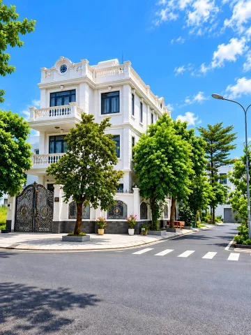 Bán Nhà riêng 147.5m2 có sẵn 147.5 m2 thổ cư giá 17.6 tỷ tại Đường Bưng Ông Thoàn Phường Phú Hữu Quận 9 TP. Hồ Chí Minh