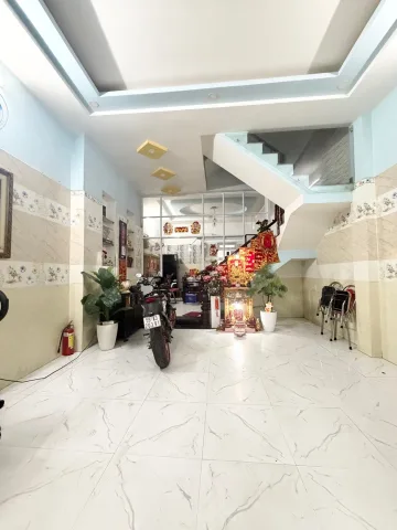 Продаётся дом, 86 м², Bình Tân