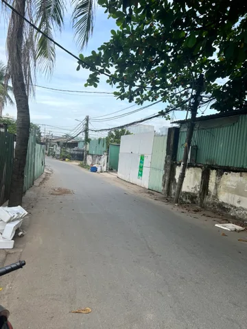 Cho thuê Kho 300m2 hẻm xe tải đường quốc lộ 13 gần đường số 8 hiệp bình phước Thủ Đức.