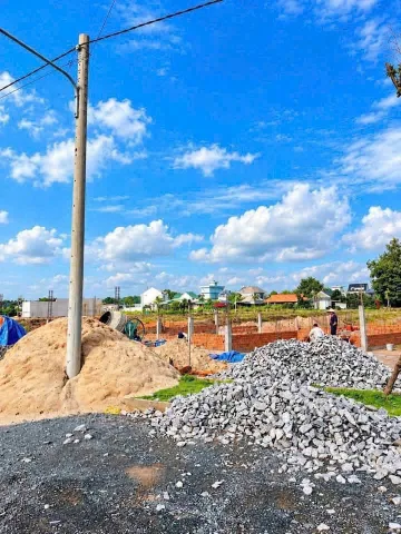 kẹt tiền chủ để lại giá sỷ 3 lô liền kề 675m2 có 180m2 thổ giá 685 triệu ngay trung tâm Chơn Thành đất sát vách KCN Becamex