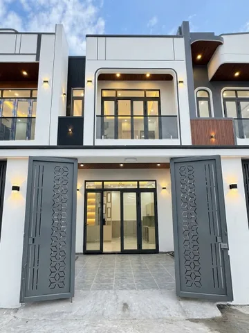 NHÀ ĐẸP 5x19M – FULL NỘI THẤT, SỔ HỒNG RIÊNG NGAY TÂN TRIỀU