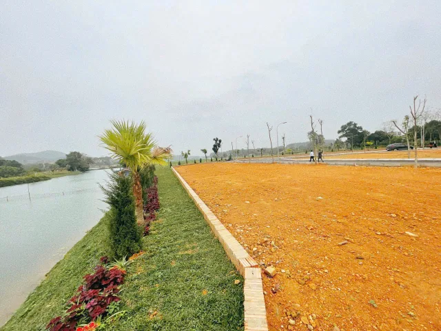 ĐẤT CỔNG SÂN GOLF ĐỒNG MÔ – 64M² FULL THỔ CƯ – CHỈ 1,7 TỶ 🔥