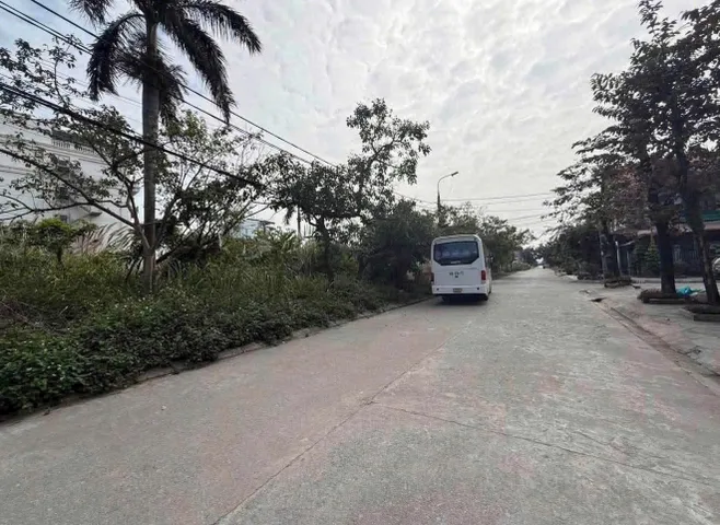 BÁN LÔ GÓC TÂY BẾN DO,CẨM THUỶ,CẨM PHẢ,QUẢNG NINH