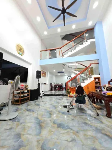 ĐƯỜNG SỐ 7 P.LINH XUÂN - NHÀ 4 TẦNG 93M2 (5,5X17M) HẺM XE HƠI TRÁNH - 10,3 TỶ