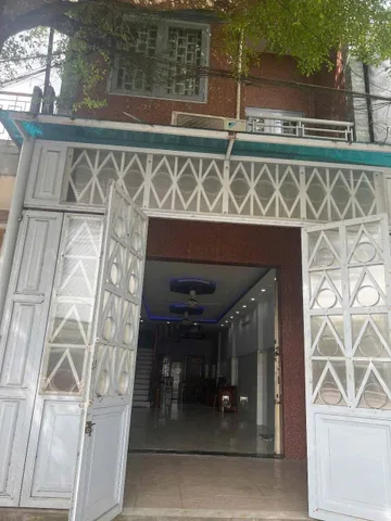 Bán Nhà 1 trệt 1 lầu 82.7m2 có sẵn 82.7 m2 thổ cư giá 4.2 tỷ tại Đường Phạm Hùng Phường 9 Thành phố Vĩnh Long Vĩnh Long