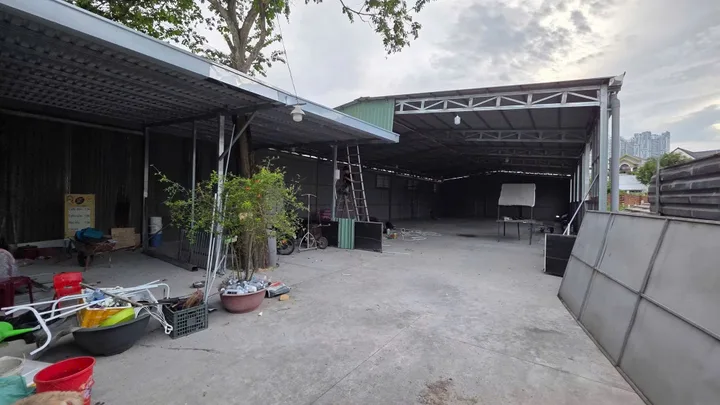 Cho thuê Kho, nhà xưởng 360m2 giá 20 triệu tại Đường Lê Hồng Phong Phường Phú Hòa Thành phố Thủ Dầu Một Bình Dương