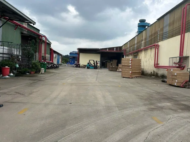 Cho thuê 1000 m2 xưởng Thuận An , Gần KCN VSIP 1 , PCCC Tự động gia 85 tr / tháng
