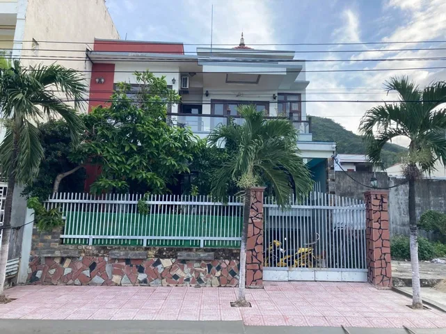 🔥 BIỆT THỰ MẶT SÔNG – VIEW ĐẢO HOA SEN, VỊ TRÍ ĐÁNG SỞ HỮU TẠI NHA TRANG!