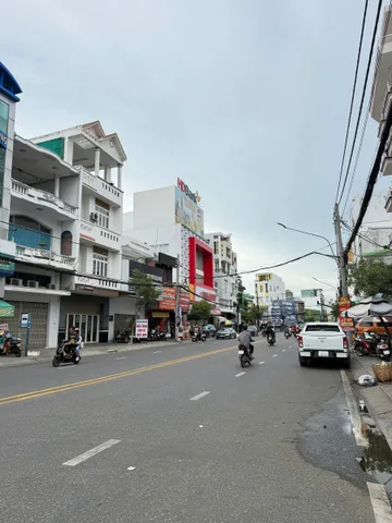 🏠 BÁN NHÀ 1 TRỆT 2 LẦU MẶT TIỀN LÝ THÁI TỔ – VỊ TRÍ ĐẮC ĐỊA, ĐANG CÓ DÒNG TIỀN