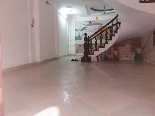 Cho thuê Nhà riêng 50m2 giá 20 triệu tại Trần Quốc Hoàn,Phường Dịch Vọng Quận Cầu Giấy Hà Nội
