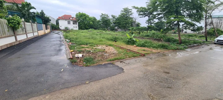 Bán đất mặt đường Tân Xã – 135m² phù hợp kinh doanh, đầu tư