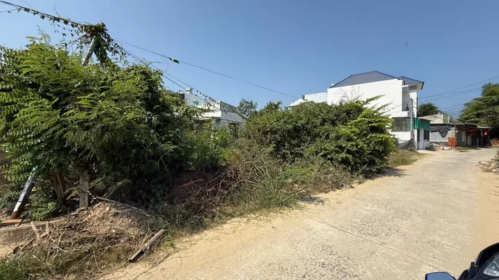 Bán Đất 595m2 có sẵn 595 m2 thổ cư giá 6.25 tỷ tại Đường Xóm Sông 1 Xã Diên Phú Huyện Diên Khánh Khánh Hòa
