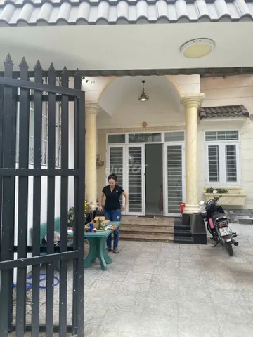 Bán Nhà riêng 100m2 có sẵn 100 m2 thổ cư giá 1.9 tỷ tại Đường Nguyễn Đức Thuận Phường Chánh Mỹ Thành phố Thủ Dầu Một Bình Dương