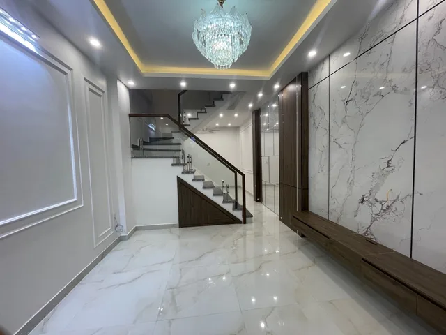 Bán nhà đẹp mặt ngõ thông kinh doanh Miếu Hai Xã - Cách mặt đường 3 bước chân - Giá 4,05tỷ