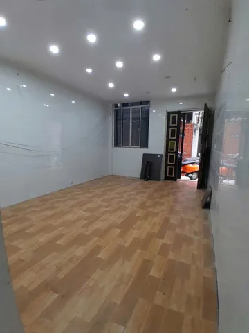 Cho thuê nhà riêng 50m2*4 Ô TÔ ĐỖ CỬA tầng tại Phạm Ngọc Thạch, Đống Đa giá 15 triệu
