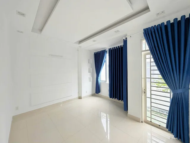 BÁN NHÀ Khu hẻm ĐẸP NH.ẤT Lê Văn Sỹ - Q3 - GIÁ MIỄN CHÊ CHỈ CÓ MÊ