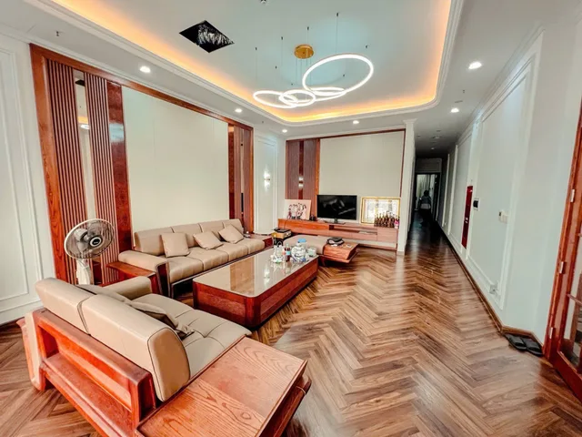 BÁN TÒA NHÀ VĂN PHÒNG MẶT PHỐ BẠCH MAI – 275M² – 9 TẦNG NỔI + 1 HẦM – 2 THANG MÁY – GIÁ 185 TỶ