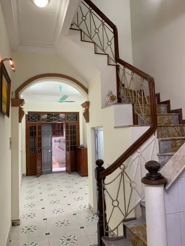 Cho thuê nhà ngõ 3 Thái Hà, Đống Đa 45m x 4T (4 ngủ) giá 14 triệu Ở NHÓM, 5M RA OTO