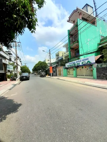 CHO THUÊ TOÀ NHÀ MẶT TIỀN ĐƯỜNG DƯƠNG VĂN CAM, LINH TÂY - 980m2 - HẦM 4 TẦNG - GIÁ 250 TRIỆU