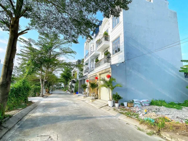 Bán Đất 80.3m2 có sẵn 80.3 m2 thổ cư giá 3.8 tỷ tại Đường Nguyễn Bình Xã Nhơn Đức Huyện Nhà Bè TP. Hồ Chí Minh