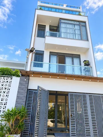BÁN NHÀ LONG HƯƠNG 6x20M – 360M² SÀN, GARA 3 Ô TÔ, GIÁ CHỈ 4,2 TỶ ĐỂ LẠI TOÀN BỘ NỘI THẤT
