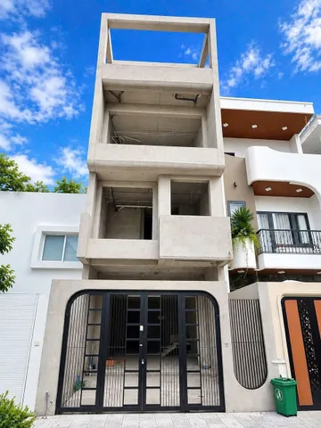 NHÀ 4 TẦNG HOÀN THIỆN THÔ MT TRUNG LƯƠNG 10 - ĐẢO VIP HÒA XUÂN
