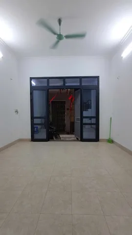 Cho thuê nhà ngõ 2 TRẦN CUNG, Cầu Giấy 51m x 4T (5 phòng) Ngõ Ô TÔ giá 17.5 triệu