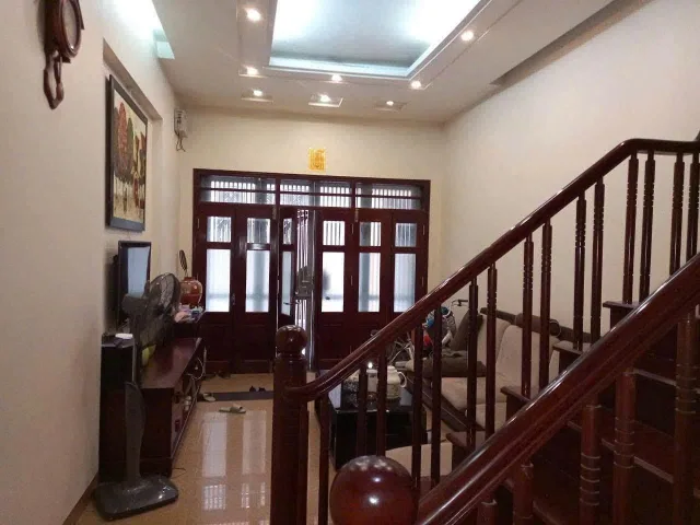 Cho thuê nhà ở ngõ 126 Khuất Duy Tiến, Thanh Xuân 45m x 4T (4 ngủ) giá 16.5 triệu