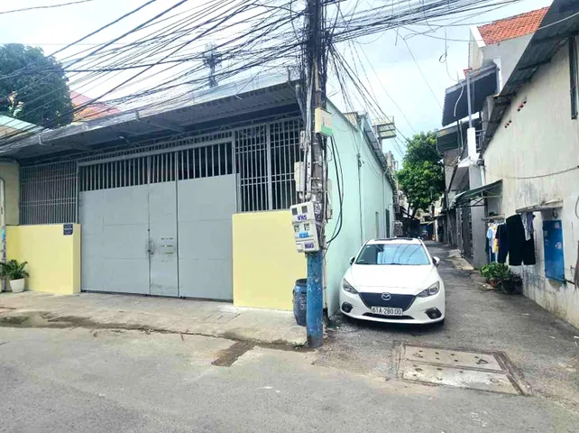 NGUYỄN THƯỢNG HIỀN P.DĨ AN - LÔ GÓC 251M2 (10X25M) KHO VĂN PHÒNG - 12 TỶ