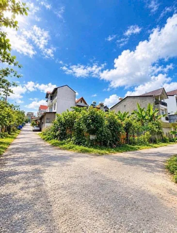 Lô góc 3 mặt tiền hiếm. 333m đường nhựa lớn khu cán bộ công nhân viên chức an ninh đáng sống