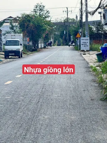 Đất Mặt Tiền giồng lớn , gần ngã 3 giao MT đức hoà thượng 1.550 5x28m