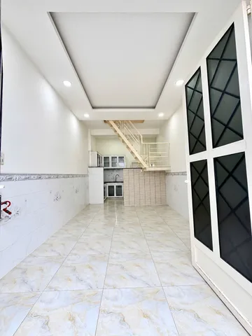 Nhà Đoàn Văn Bơ Quận 4- Hẻm 3,5 m-2 Tầng 2Pn - giá 3 tỷ