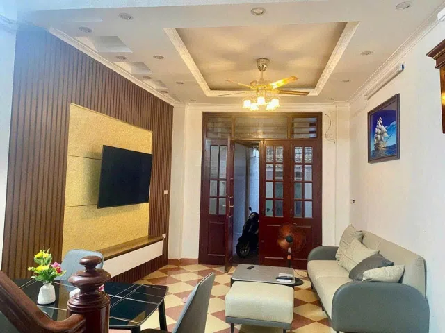 Cần cho thuê nhà riêng ngõ 192 Kim Mã, Ba Đình 45m x 5T (3 ngủ) giá 13.5 triệu