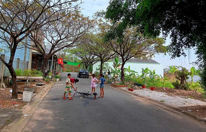 Bán Đất Biệt Thự dự án Thung Lũng Xanh 230m2(10mx23m) có sẵn 230 m2 thổ cư bên hông khu công nghiệp Long Thành giá 2.99 tỷ tại Xã An Phước Huyện Long Thành Đồng Nai